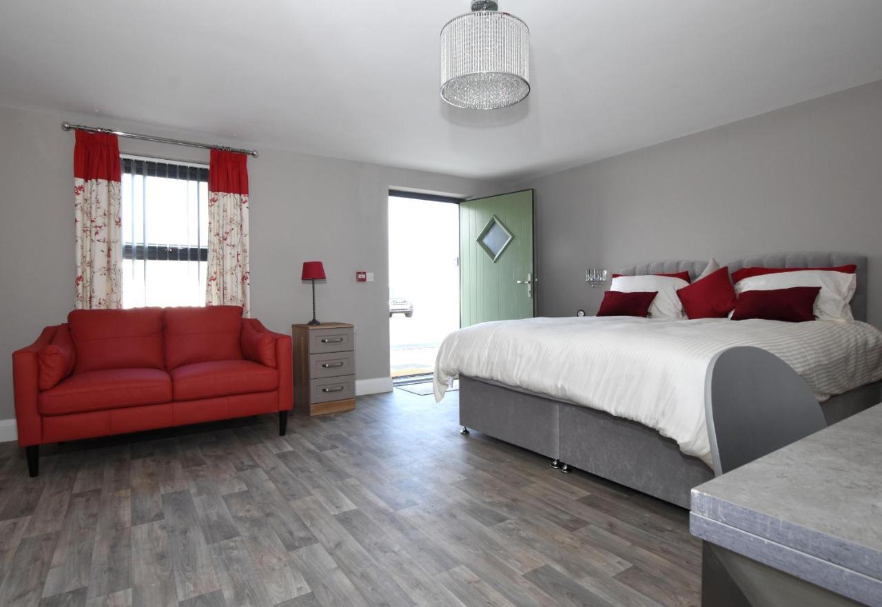Homestead Hillsborough Guest Rooms المظهر الخارجي الصورة